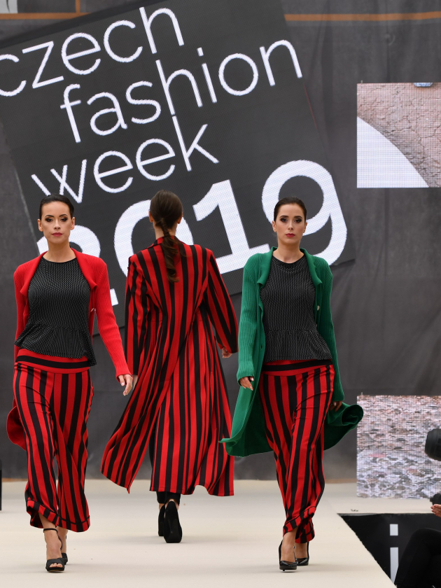 CZECH FASHION WEEK 2020 OPĚT ROZZÁŘÍ MALOU PAŘÍŽ